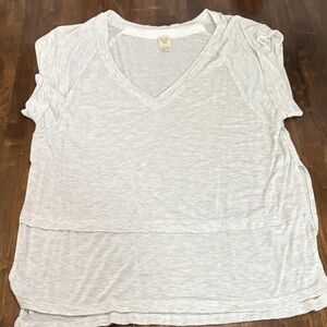 We The Free Burn Out V-Neck Tee size XS T-Shirt top Aide Alits